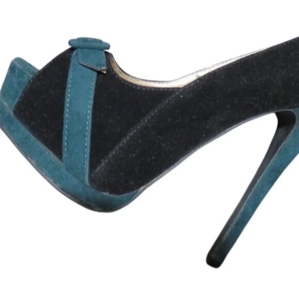 Qupid Retro Black & Green Suede Leather Peep Toe Platform Heels with buckles